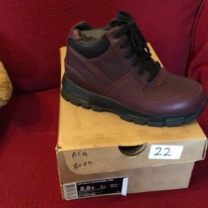 Kids Burgundy Nike boots
